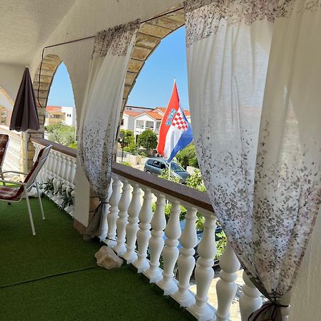 Apartman Tunja Vir Exterior photo