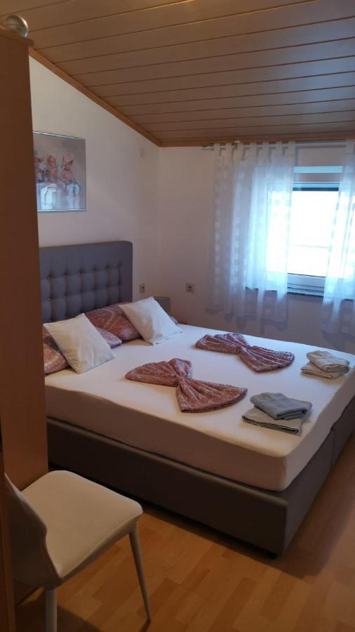 Apartman Tunja Vir Exterior photo
